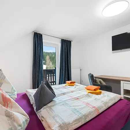 Alpengasthof Hoiswirt Värdshus