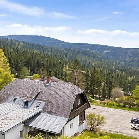 여관 Alpengasthof Hoiswirt