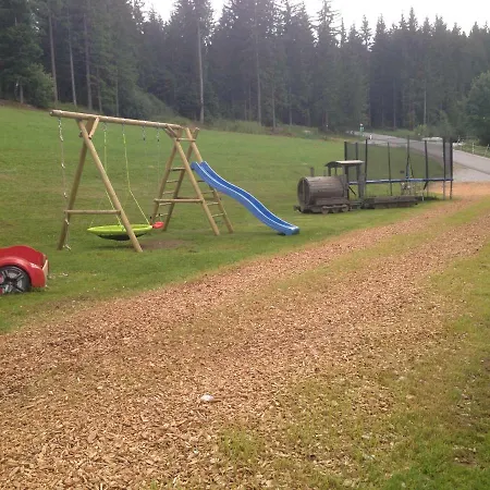 Alpengasthof Hoiswirt 宾馆 Modriach