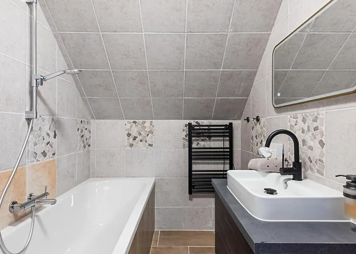 Alpengasthof Hoiswirt Värdshus